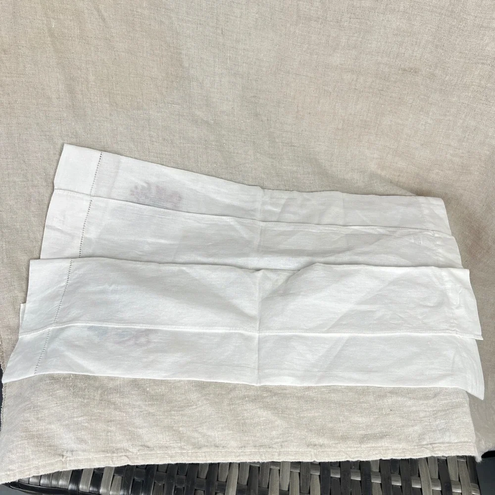 Embroidered Bird Hand Towels Set of 2 White Christmas‎ Holiday Decor